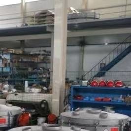 low profile separator
